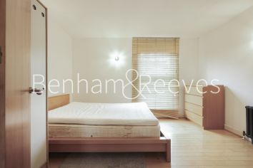 4 bedrooms flat to rent in Hastings Street, Royal Arsenal Riverside, SE18-image 27