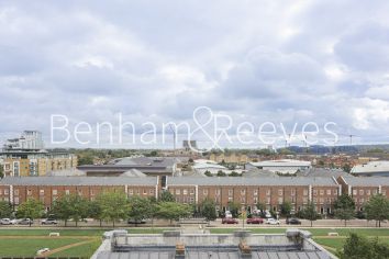 3 bedrooms flat to rent in Cadogan Road, Royal Arsenal Riverside, SE18-image 6