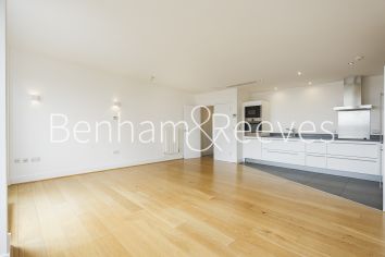 3 bedrooms flat to rent in Cadogan Road, Royal Arsenal Riverside, SE18-image 7