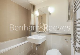 3 bedrooms flat to rent in Cadogan Road, Royal Arsenal Riverside, SE18-image 10