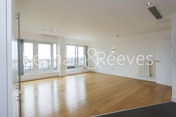 3 bedrooms flat to rent in Cadogan Road, Royal Arsenal Riverside, SE18-image 13