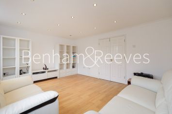 4 bedrooms flat to rent in Shooters Hills, Elizabeth Fry Place, SE18-image 6