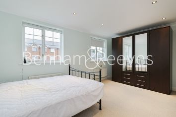 4 bedrooms flat to rent in Shooters Hills, Elizabeth Fry Place, SE18-image 8