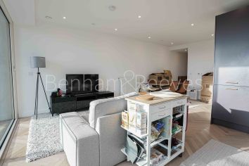 2 bedrooms flat to rent in Brigadier Walk Royal, Arsenal Riverside, SE18-image 4