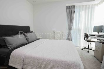 2 bedrooms flat to rent in Brigadier Walk Royal, Arsenal Riverside, SE18-image 5