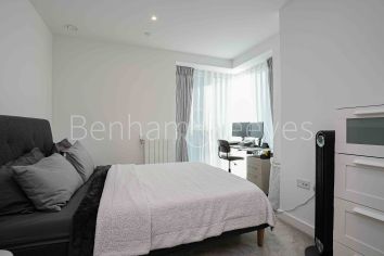 2 bedrooms flat to rent in Brigadier Walk Royal, Arsenal Riverside, SE18-image 11