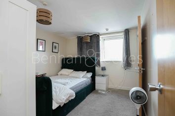 2 bedrooms flat to rent in Sark Towerk, Erebus Drive, SE28-image 19