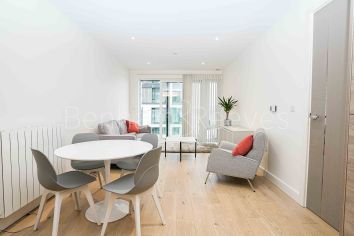 2 bedrooms flat to rent in Royal Arsenal Riverside, Duke of Wellington Avenue, SE18-image 8