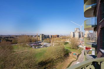 2  bedrooms flat to rent in Kidbrooke Village,Townsend Road , SE3-image 20