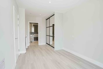 2  bedrooms flat to rent in Kidbrooke Village,Townsend Road , SE3-image 23