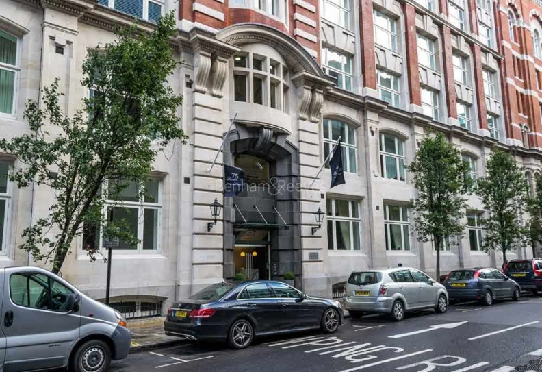 75 Leman Street Image 1