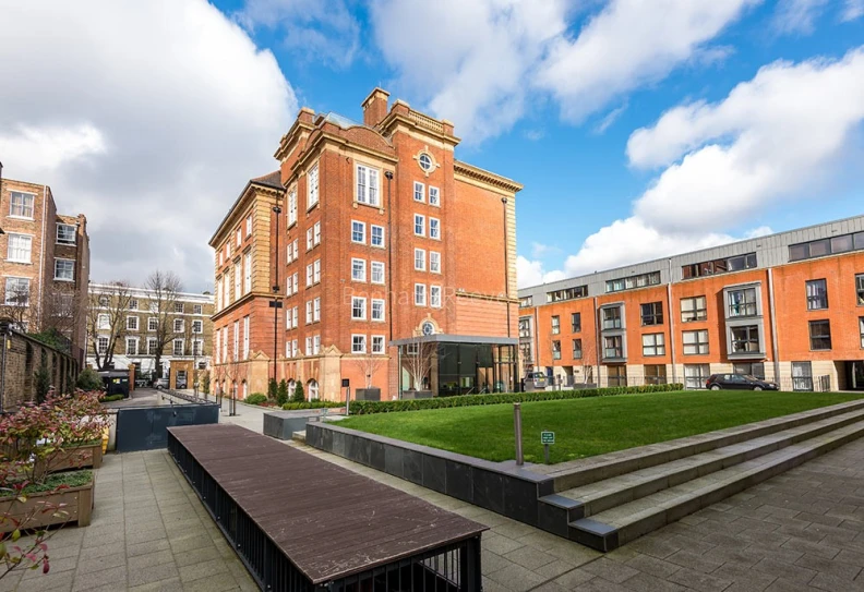 Exterior view of Barnsbury Place Image 1