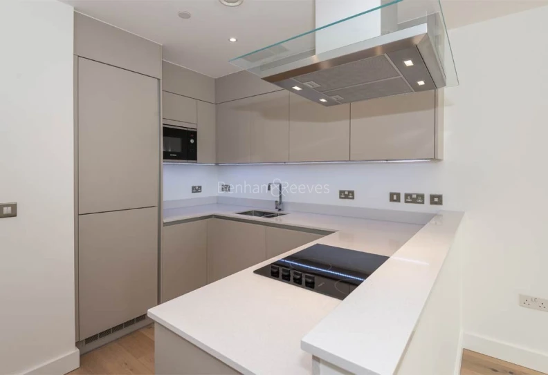 Blackwall Reach kitchen images 2