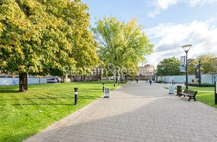 Royal Arsenal Riverside amenities images 5