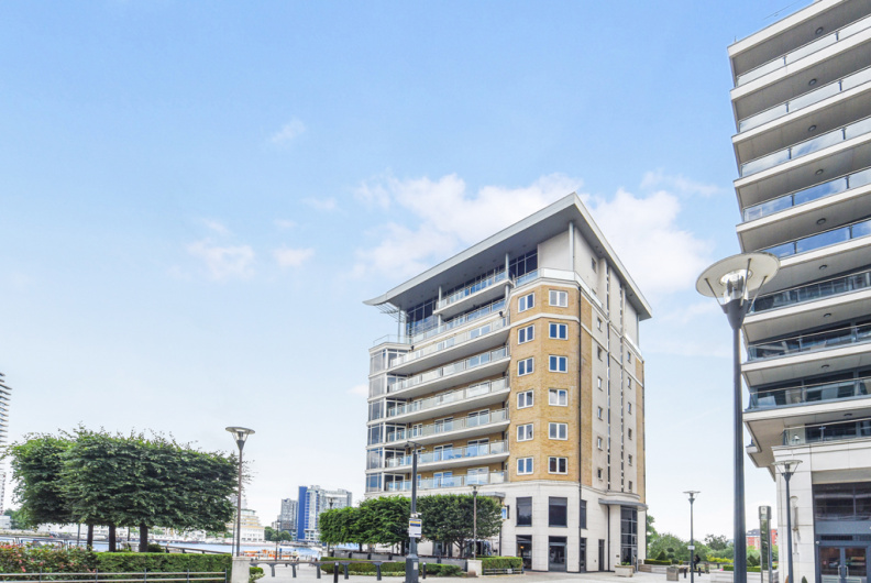 3 bedrooms apartments/flats to sale in The Boulevard, Imperial Wharf-image 1