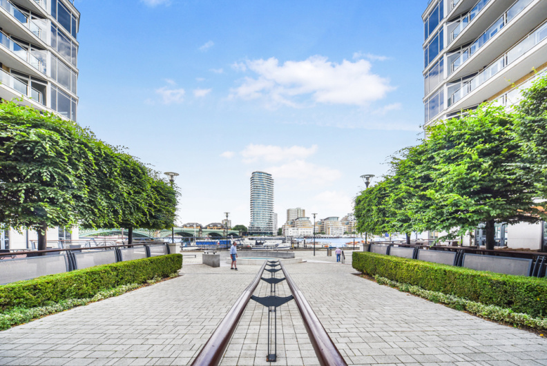 3 bedrooms apartments/flats to sale in The Boulevard, Imperial Wharf-image 20