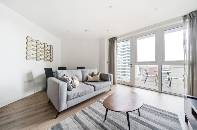 2 bedrooms apartments/flats to sale in Beadon Road, Hammersmith-image 3