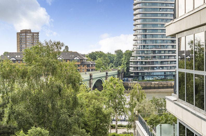 2 bedrooms apartments/flats to sale in The Boulevard, Imperial Wharf-image 8