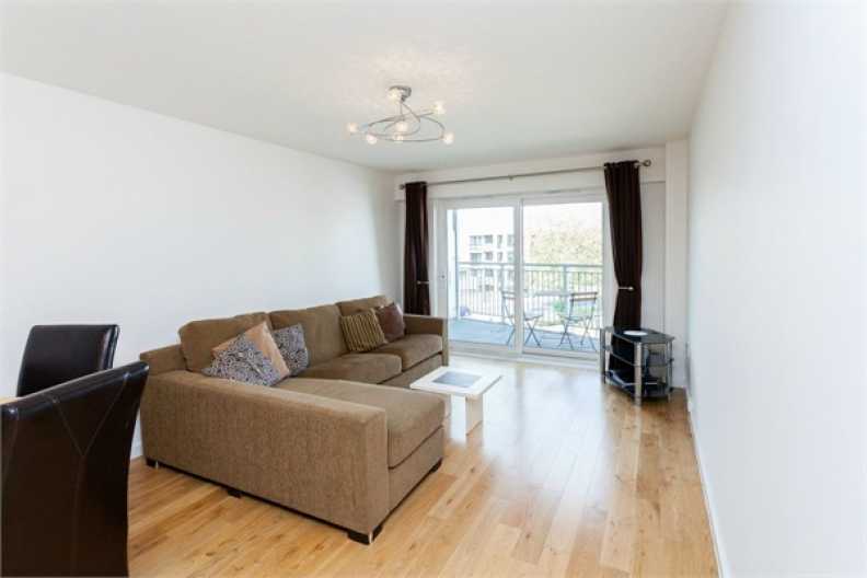 2 bedrooms apartments/flats to sale in Boulevard Drive, Beaufort Park, Colindale-image 2