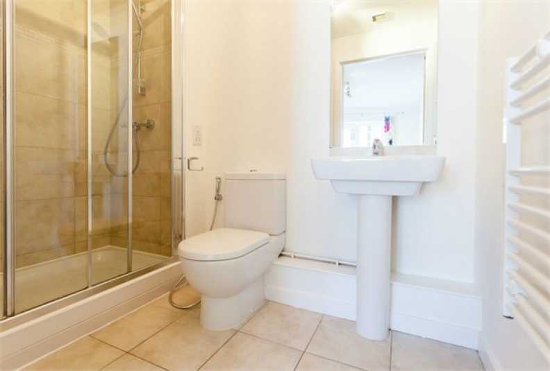 2 bedrooms apartments/flats to sale in Boulevard Drive, Beaufort Park, Colindale-image 7