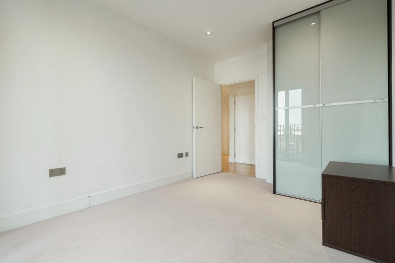 2 bedrooms apartments/flats to sale in Bonchurch Road, North Kensington-image 19