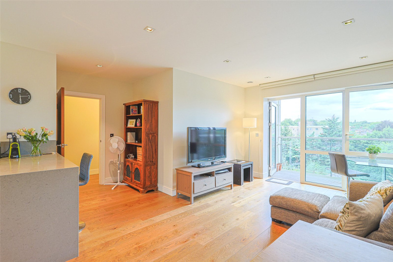 2 bedrooms apartments/flats to sale in Dickens Yard, Ealing, London-image 9