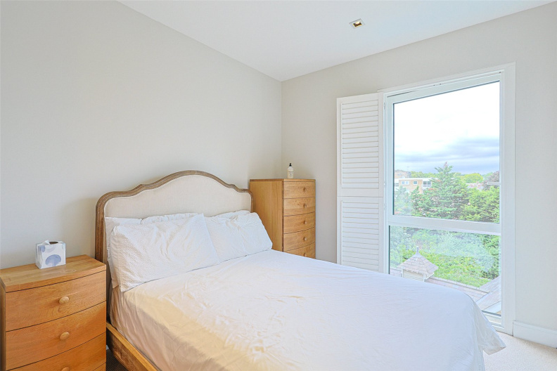 2 bedrooms apartments/flats to sale in Dickens Yard, Ealing, London-image 19