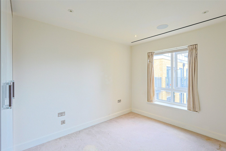 3 bedrooms apartments/flats to sale in Aerodrome Road, Beaufort Park, Colindale-image 7