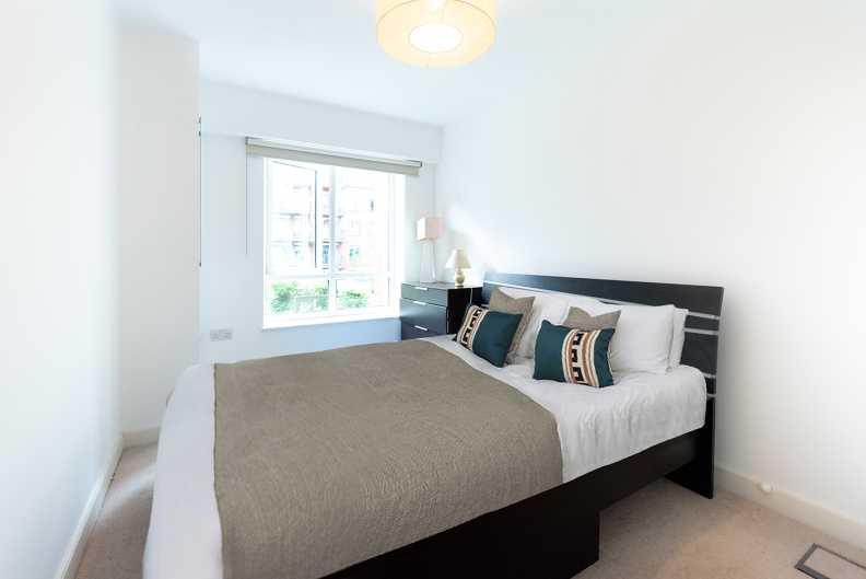 1 bedroom apartments/flats to sale in Aerodrome Road, Beaufort Park, Colindale-image 2