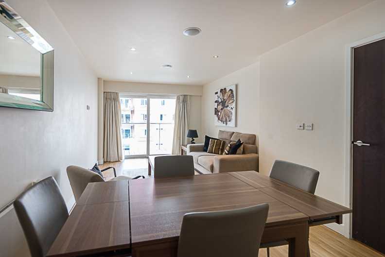 1 bedroom apartments/flats to sale in Boulevard Drive, Colindale, London-image 6