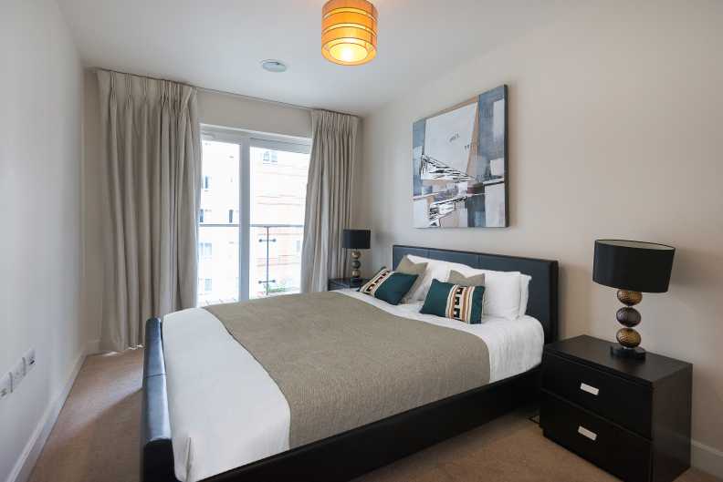 1 bedroom apartments/flats to sale in Boulevard Drive, Colindale, London-image 9