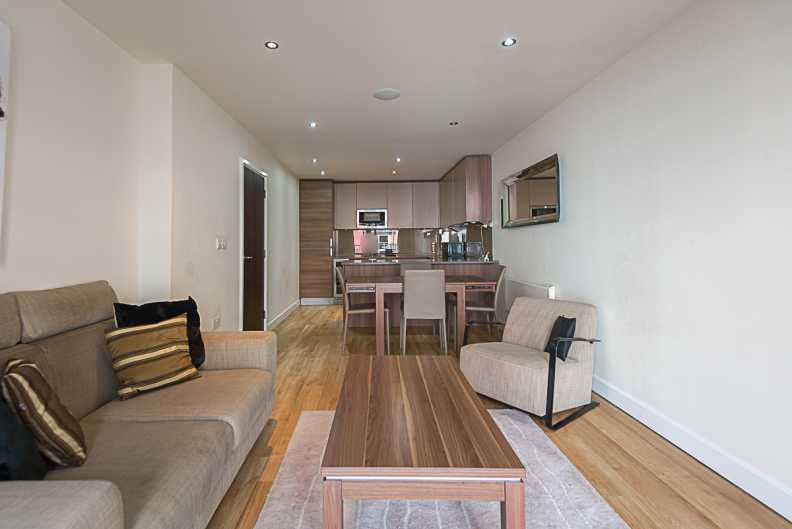 1 bedroom apartments/flats to sale in Boulevard Drive, Colindale, London-image 10