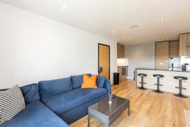 2 bedrooms apartments/flats to sale in Aerodrome Road, Colindale-image 2