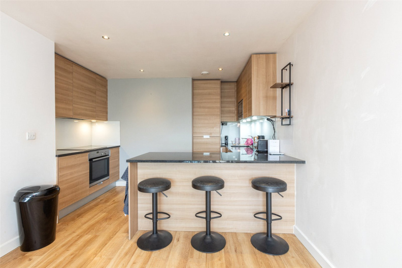 2 bedrooms apartments/flats to sale in Aerodrome Road, Colindale-image 11