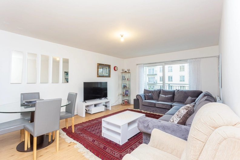 2 bedrooms apartments/flats to sale in Heritage Avenue, Beaufort Park, Colindale-image 4