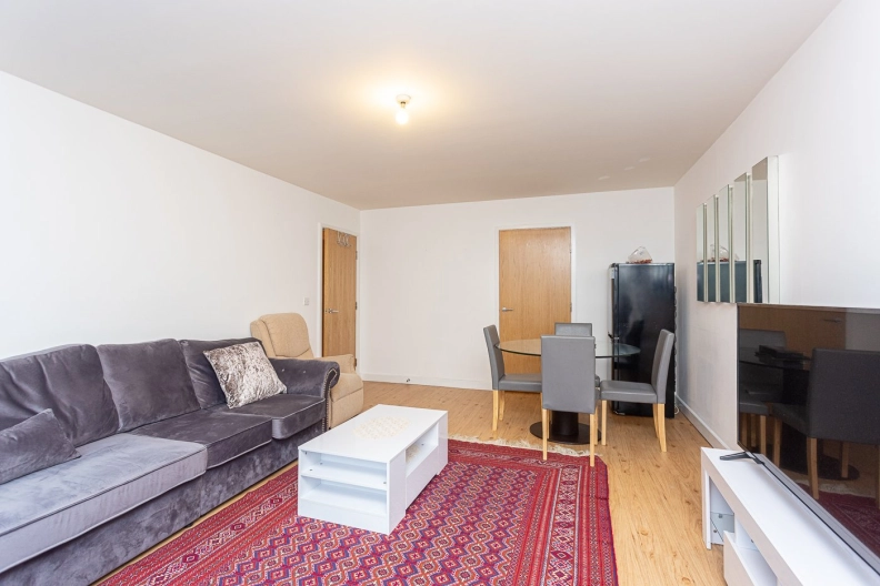 2 bedrooms apartments/flats to sale in Heritage Avenue, Beaufort Park, Colindale-image 3