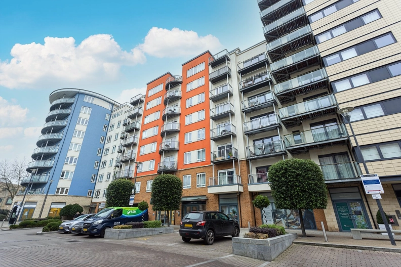 2 bedrooms apartments/flats to sale in Heritage Avenue, Beaufort Park, Colindale-image 1