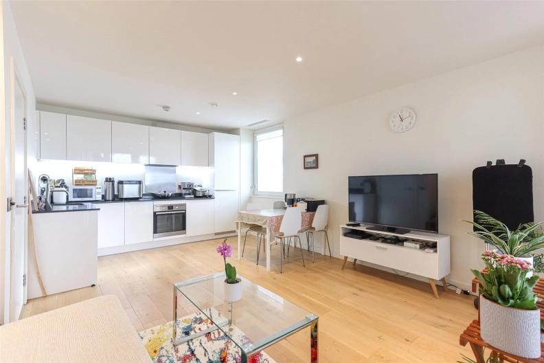 2 bedrooms apartments/flats to sale in Capitol Way, Colindale-image 2