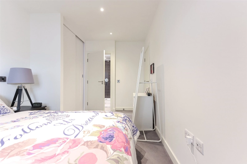 2 bedrooms apartments/flats to sale in Capitol Way, Colindale-image 14