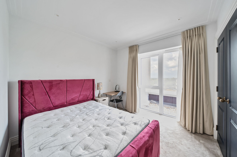 3 bedrooms apartments/flats to sale in Filmworks Walk, Ealing-image 14