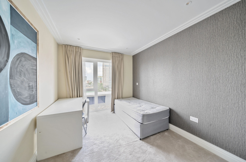 3 bedrooms apartments/flats to sale in Filmworks Walk, Ealing-image 15