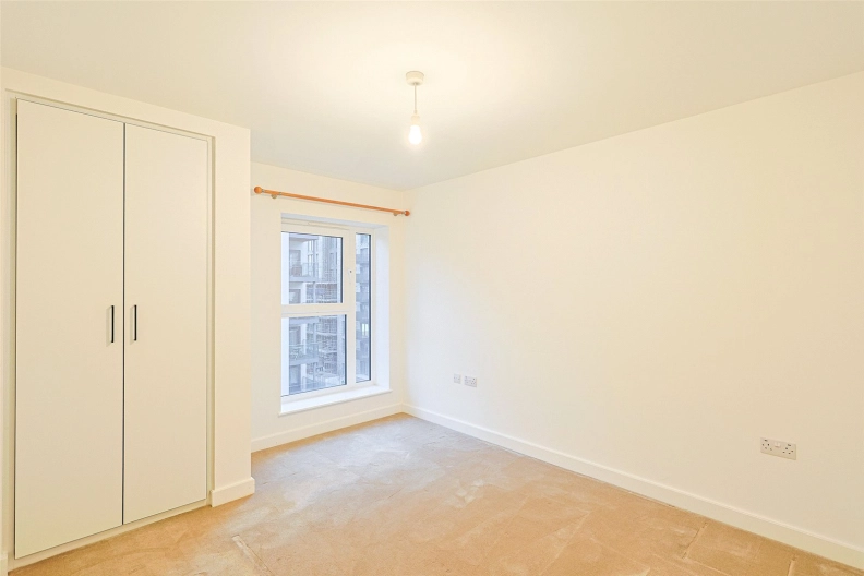 2 bedrooms apartments/flats to sale in East Drive, Beaufort Park, Colindale-image 6