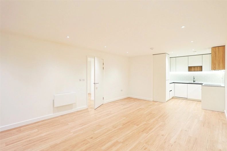 2 bedrooms apartments/flats to sale in East Drive, Beaufort Park, Colindale-image 3