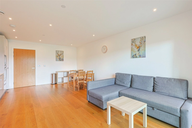 2 bedrooms apartments/flats to sale in Thonrey Close, Colindale-image 15