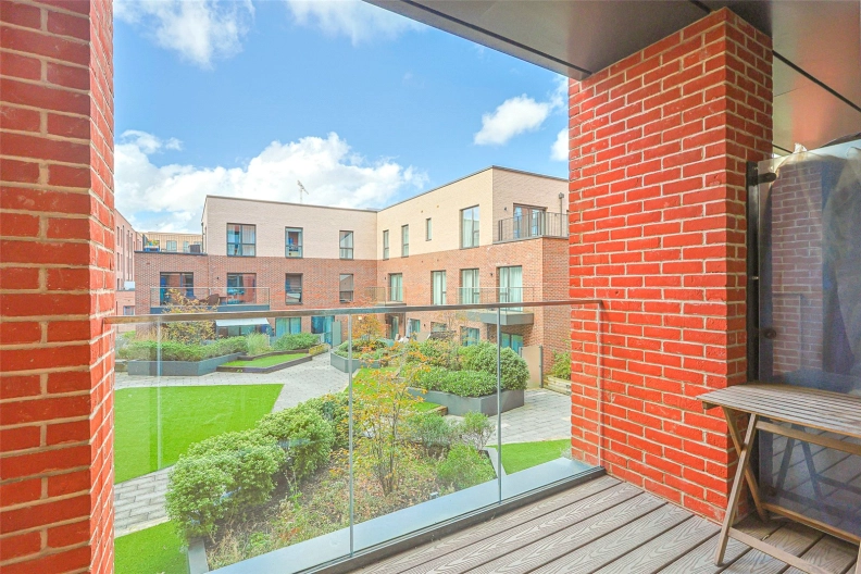 2 bedrooms apartments/flats to sale in Thonrey Close, Colindale-image 12