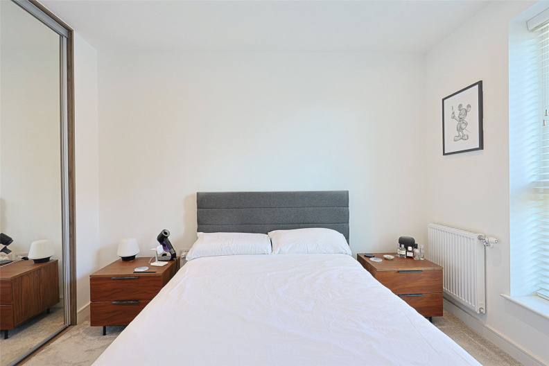 1 bedroom apartments/flats to sale in Accolade Avenue, Southall-image 11