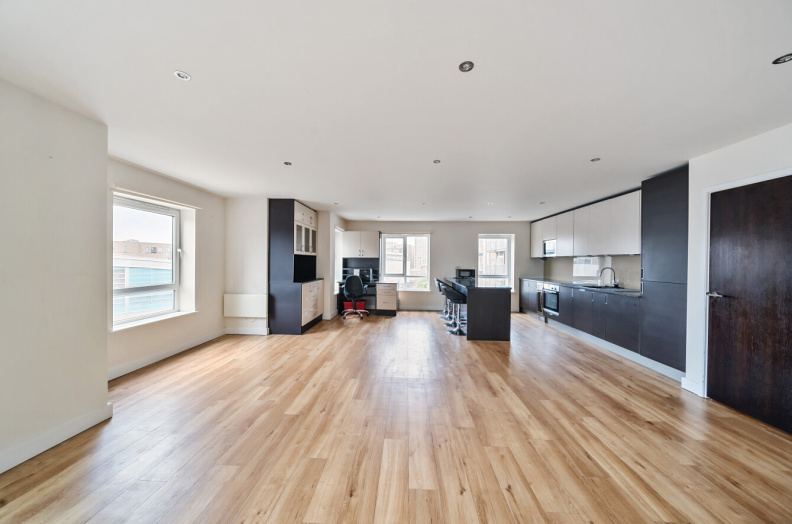 2 bedrooms apartments/flats to sale in Aerodrome Road, London-image 2