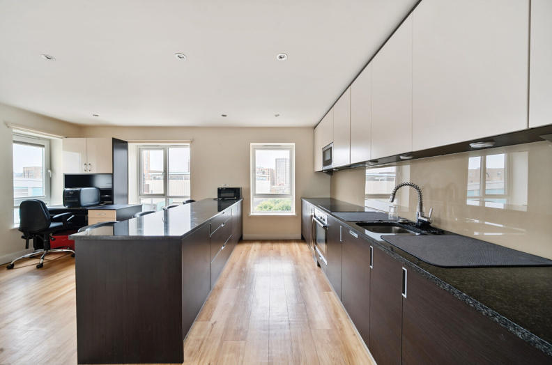 2 bedrooms apartments/flats to sale in Aerodrome Road, London-image 6