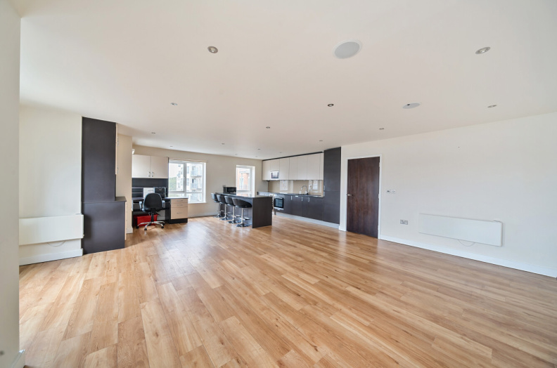 2 bedrooms apartments/flats to sale in Aerodrome Road, London-image 13