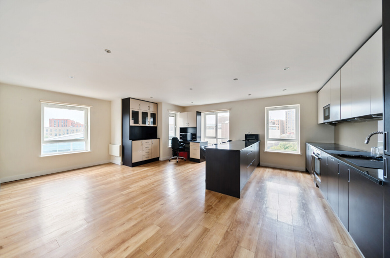 2 bedrooms apartments/flats to sale in Aerodrome Road, London-image 15